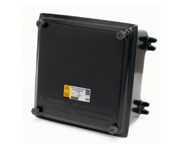 Caja de conexiones uso intemperie con recubrimiento exterior de PVC e interior con uretano amarillo, marca REPSA Yellow Coat.